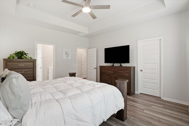 96 Red Bluff Street, Summerville, SC 29483
