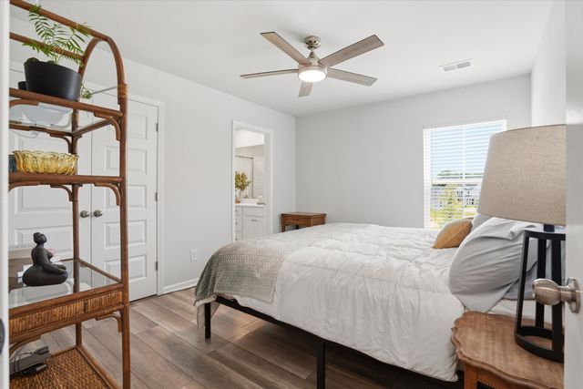 96 Red Bluff Street, Summerville, SC 29483