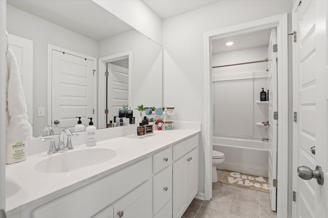 96 Red Bluff Street, Summerville, SC 29483