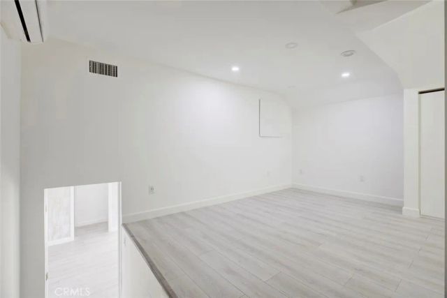 3041 Alabama, La Crescenta, CA 91214