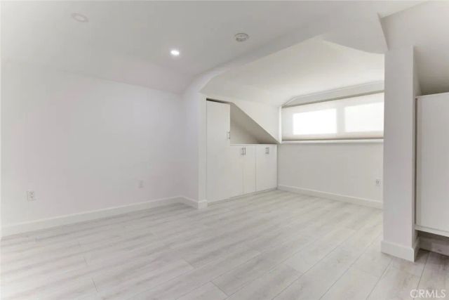 3041 Alabama, La Crescenta, CA 91214