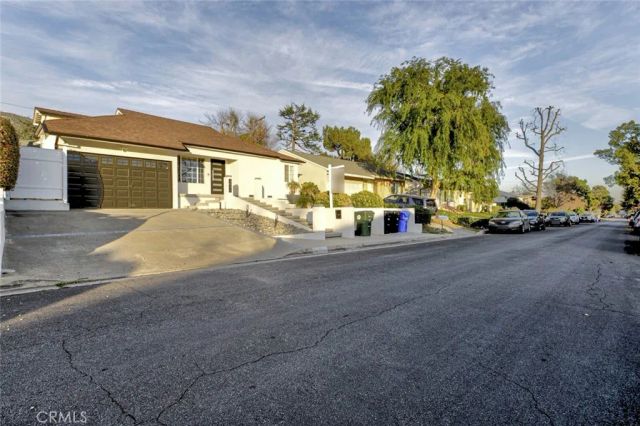 3041 Alabama, La Crescenta, CA 91214