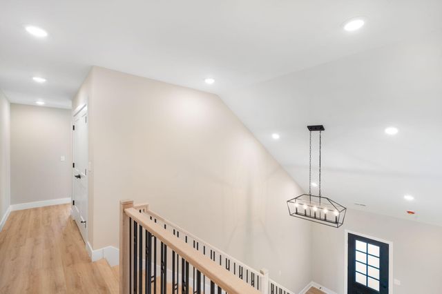 5900 HUNTINGTON CT, Columbia, MO 65202