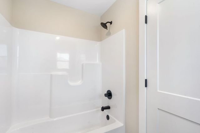 5900 HUNTINGTON CT, Columbia, MO 65202