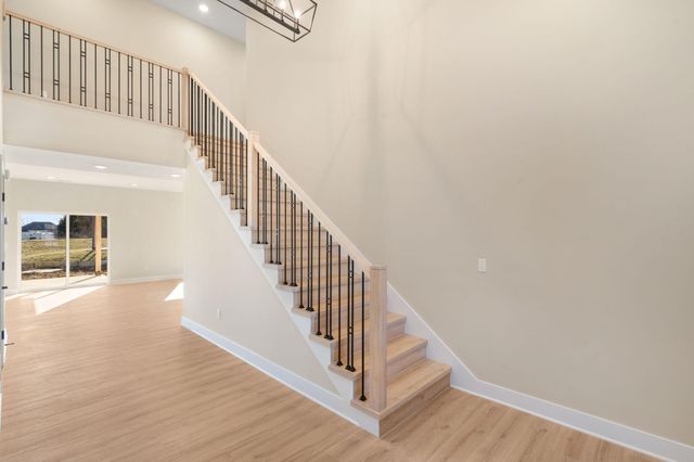 5900 HUNTINGTON CT, Columbia, MO 65202