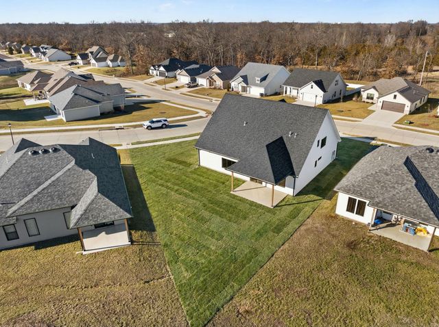 5900 HUNTINGTON CT, Columbia, MO 65202