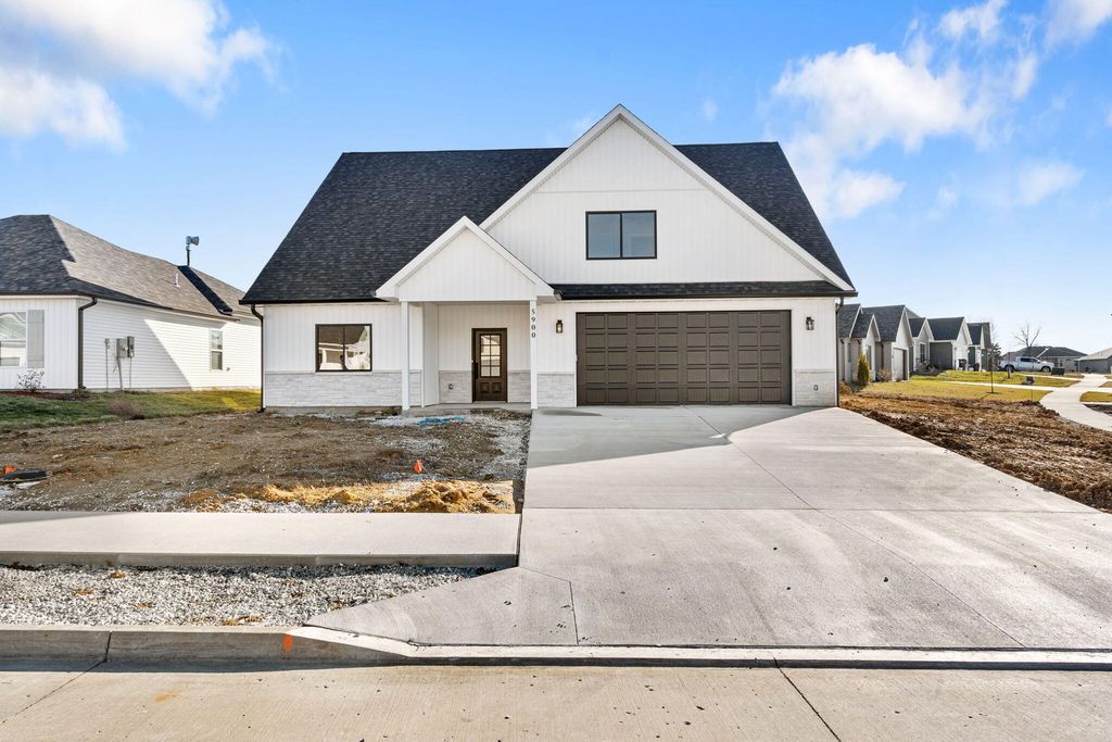 5900 HUNTINGTON CT, Columbia, MO 65202