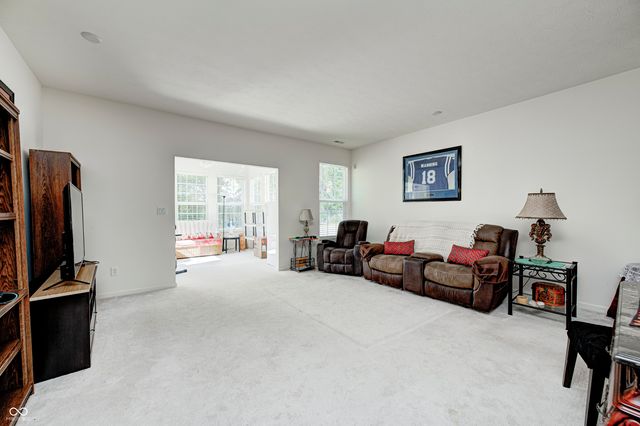 286 Angelina Way, Avon, IN 46123