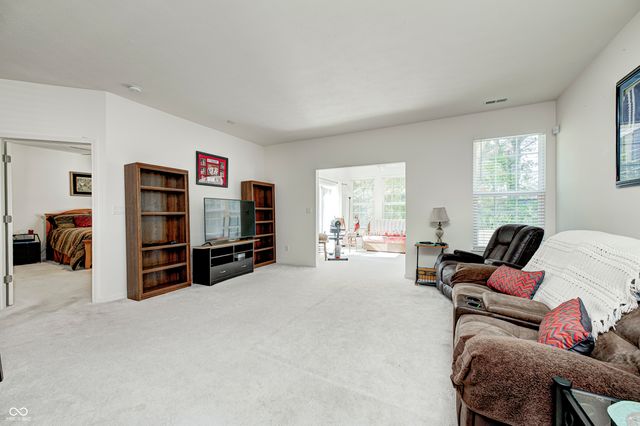 286 Angelina Way, Avon, IN 46123