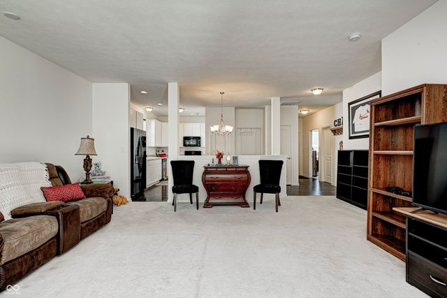 286 Angelina Way, Avon, IN 46123