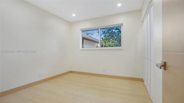 2749 NE 10th Ave, Wilton Manors, FL 33334