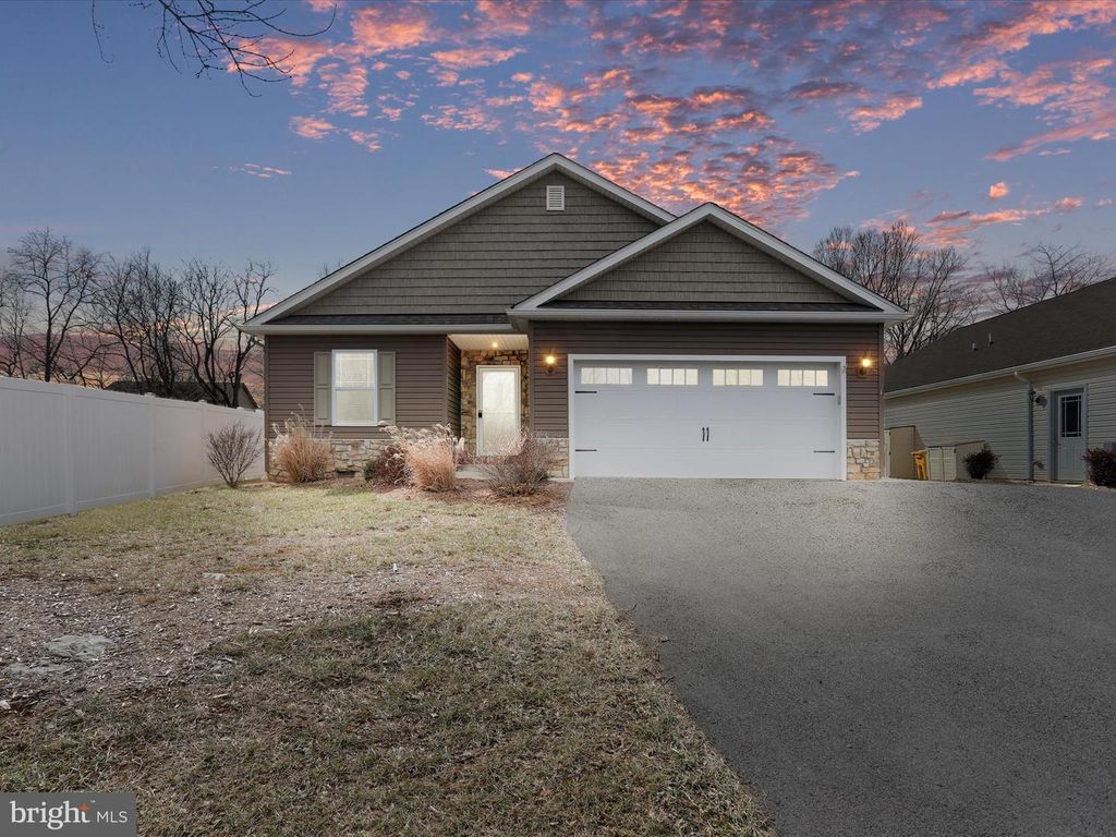 65 SERVO DR, Inwood, WV 25428