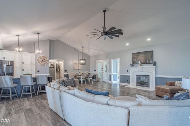 179 Rosser Pittman Road, Broadway, NC 27505