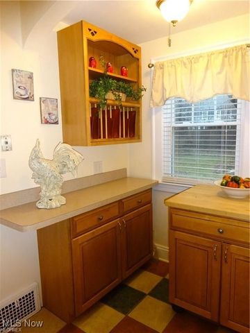 3256 Enderby Road, Shaker Heights, OH 44120