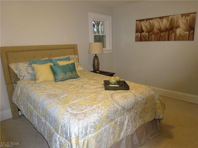 3256 Enderby Road, Shaker Heights, OH 44120