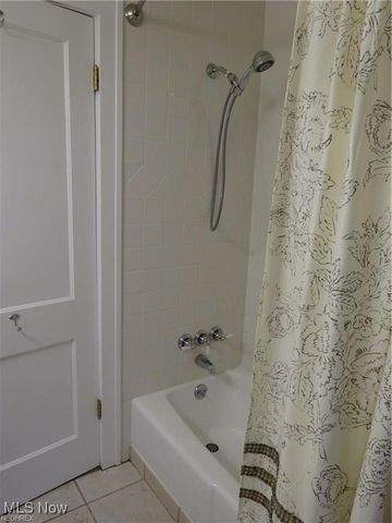 3256 Enderby Road, Shaker Heights, OH 44120