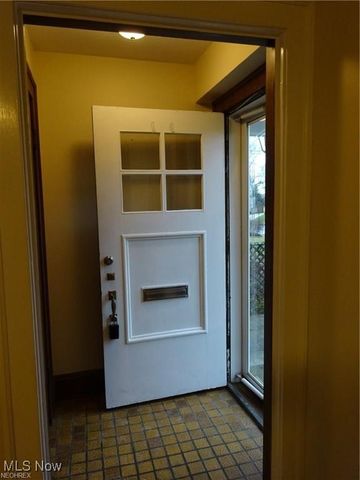 3256 Enderby Road, Shaker Heights, OH 44120