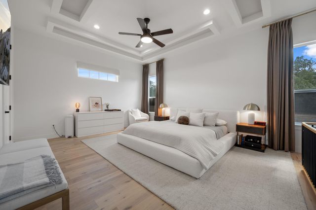 307 Chisholm TRL, Bastrop, TX 78602