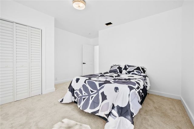 221 S. McCall, Sinton, TX 78387