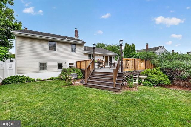 21 BONNIE RAE DR, Hamilton, NJ 08620