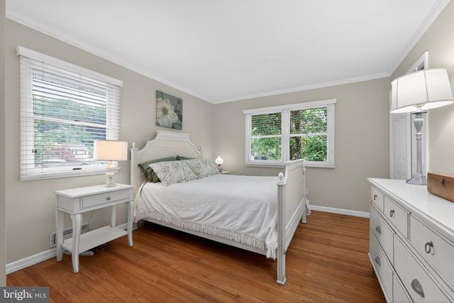21 BONNIE RAE DR, Hamilton, NJ 08620