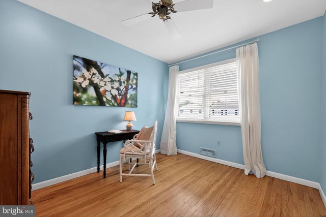 21 BONNIE RAE DR, Hamilton, NJ 08620