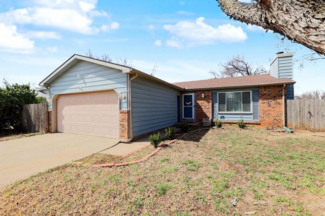 5509 S Topeka Cir, Wichita, KS 67216