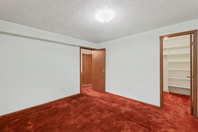 5509 S Topeka Cir, Wichita, KS 67216