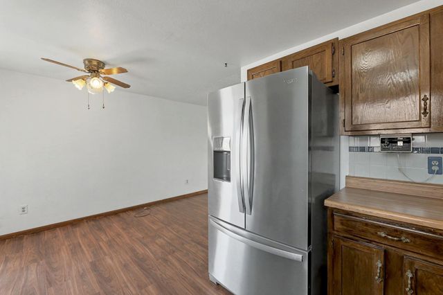 5509 S Topeka Cir, Wichita, KS 67216