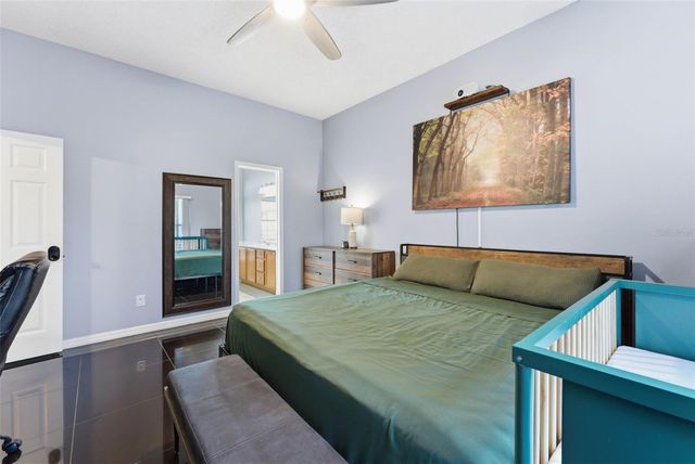 1813 CROSSWELL COURT, Orlando, FL 32837