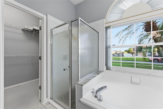 1813 CROSSWELL COURT, Orlando, FL 32837