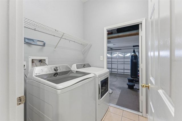 1813 CROSSWELL COURT, Orlando, FL 32837