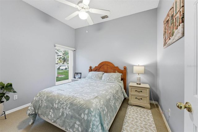 1813 CROSSWELL COURT, Orlando, FL 32837