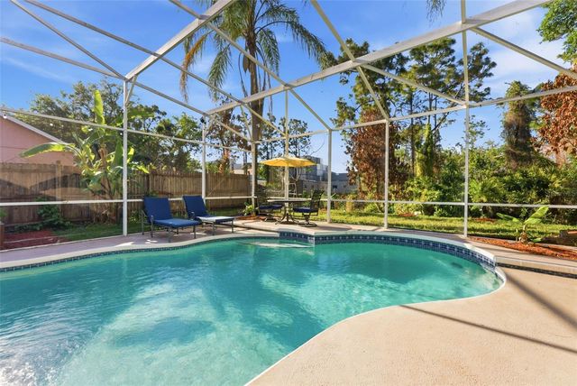 1813 CROSSWELL COURT, Orlando, FL 32837