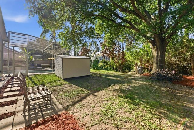 1813 CROSSWELL COURT, Orlando, FL 32837