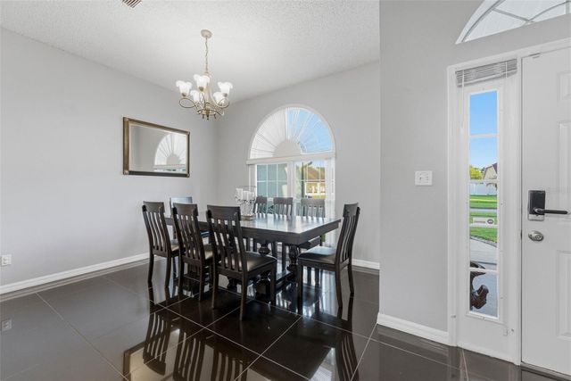 1813 CROSSWELL COURT, Orlando, FL 32837