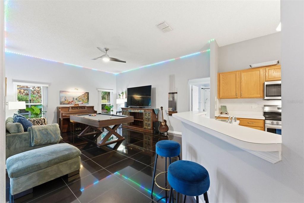 Image 19 of property listing at 1813 CROSSWELL COURT, Orlando, FL 32837