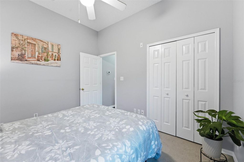 Image 36 of property listing at 1813 CROSSWELL COURT, Orlando, FL 32837