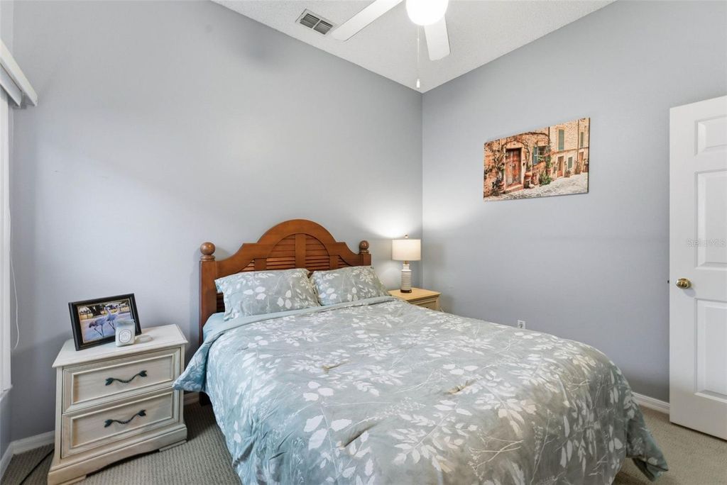 Image 37 of property listing at 1813 CROSSWELL COURT, Orlando, FL 32837