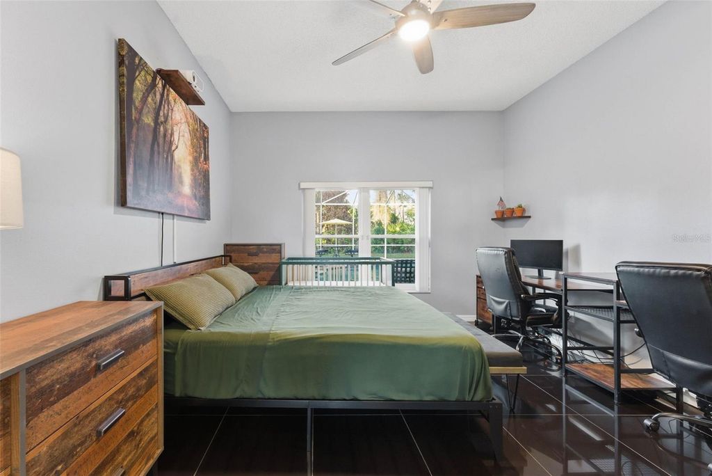 Image 52 of property listing at 1813 CROSSWELL COURT, Orlando, FL 32837