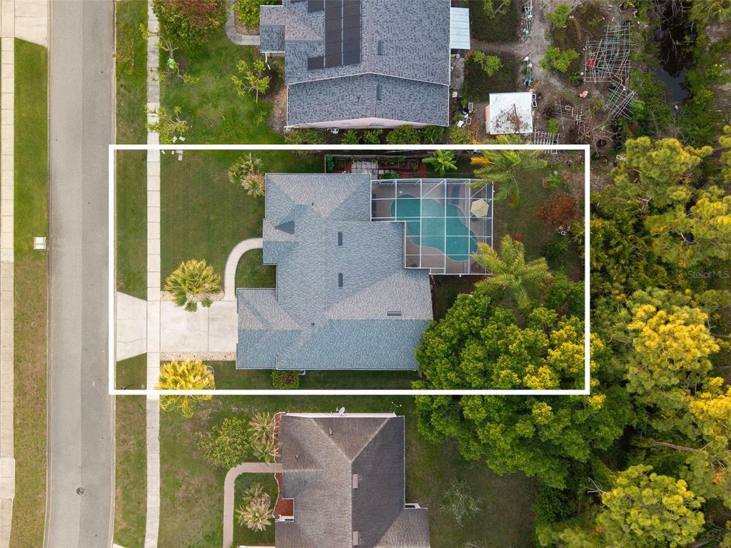 Image 59 of property listing at 1813 CROSSWELL COURT, Orlando, FL 32837