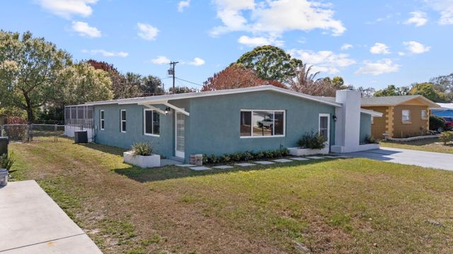 1013 Hispana Avenue, Fort Pierce, FL 34982