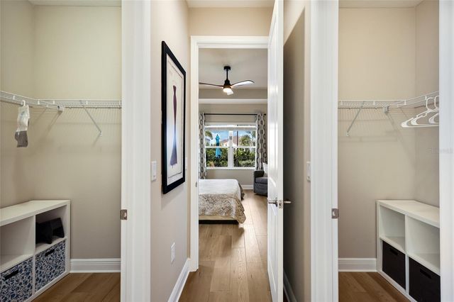 8011 ANTHIRIUM LOOP, Sarasota, FL 34240