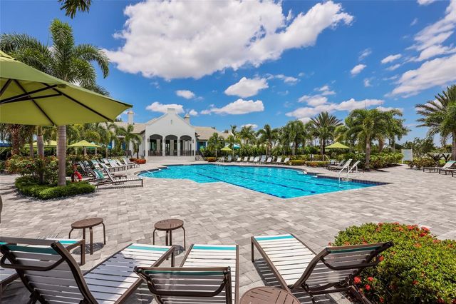 8011 ANTHIRIUM LOOP, Sarasota, FL 34240