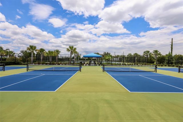 8011 ANTHIRIUM LOOP, Sarasota, FL 34240