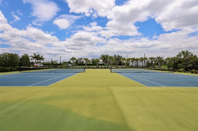 8011 ANTHIRIUM LOOP, Sarasota, FL 34240