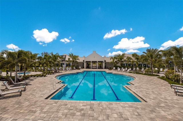 8011 ANTHIRIUM LOOP, Sarasota, FL 34240
