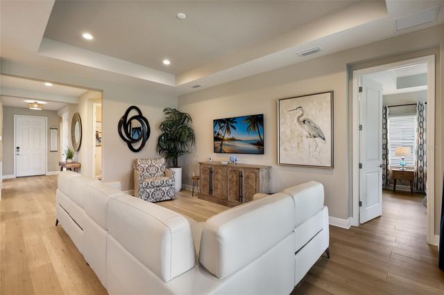 8011 ANTHIRIUM LOOP, Sarasota, FL 34240