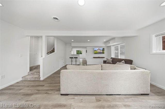 3420 Fairmont Road, Royal Oak, MI 48073