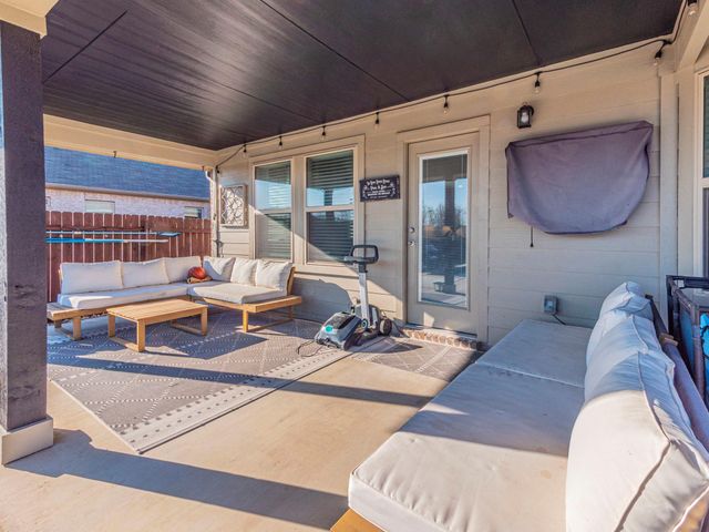 137 Alba Ave, San Marcos, TX 78666